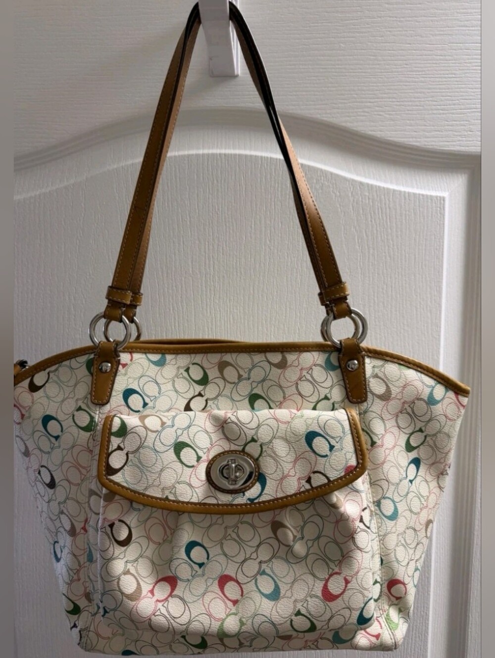 Coach Vintage Chelsea Signature Leah Heritage Stripe Hand Bag‎